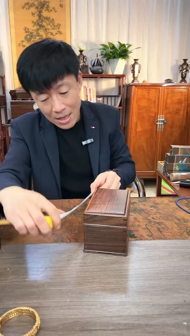 【闪购商品】红酸枝木类成套家具大红酸枝  天地盖18*11*11