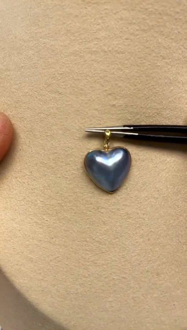 18K金镶嵌颈饰拼合珍珠（马贝珠）马贝