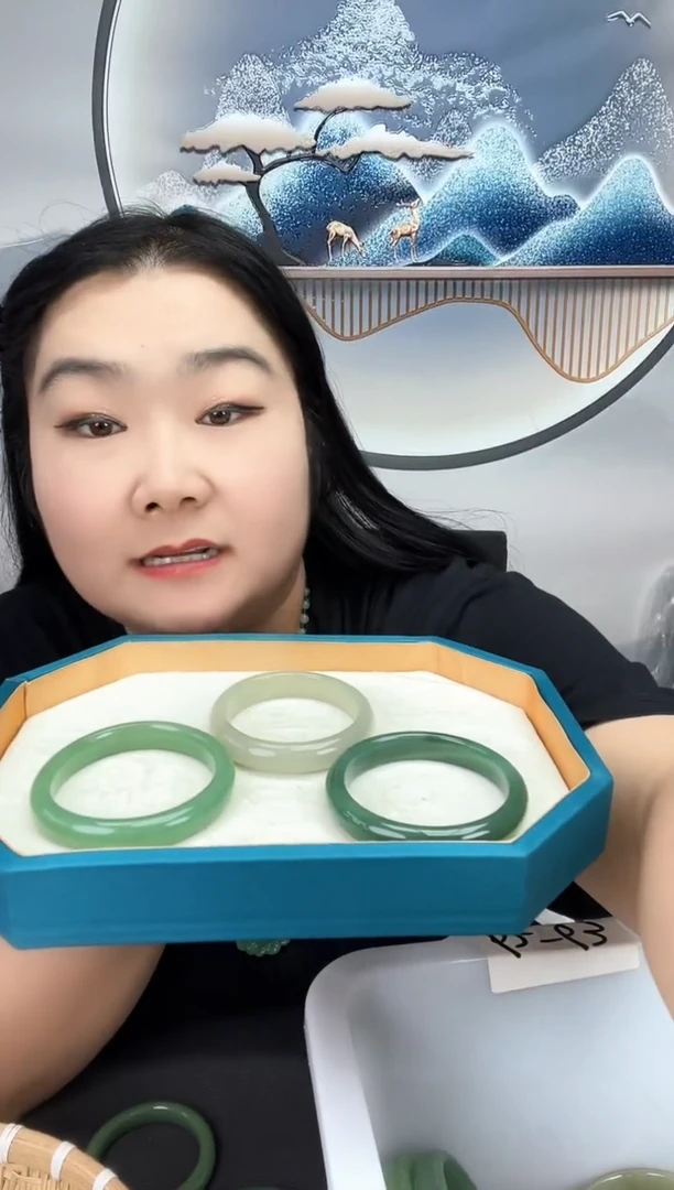 未镶嵌99三只不一样的烟火石英质玉我****火不一样的烟火