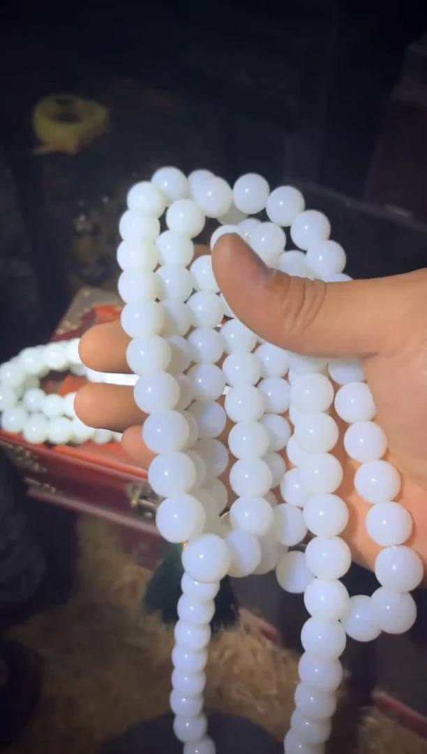 和田玉未镶嵌挂件荔枝白项链带流苏一条