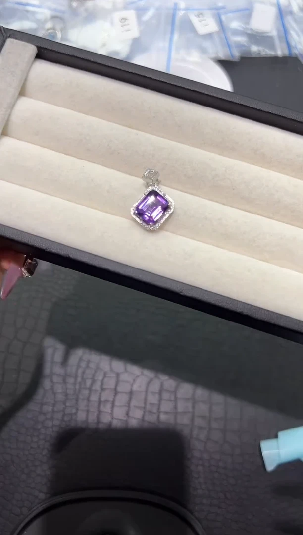 无非金属20i多样性发其一【1个】