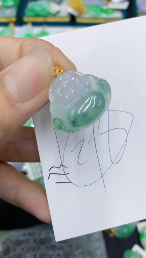 翡翠18K金镶嵌颈饰1111111111