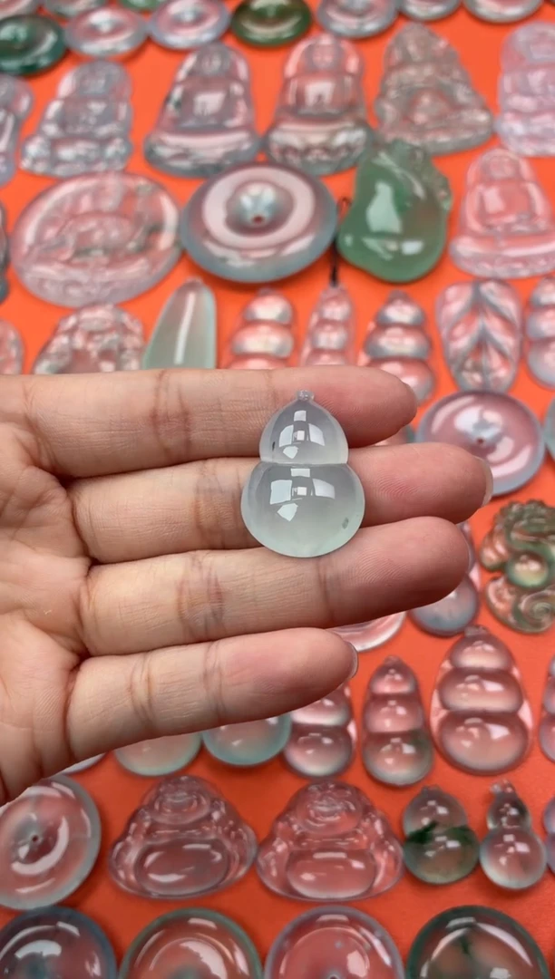 吊坠(不含链)未镶嵌翡翠1 葫芦 28 19.9 8.4