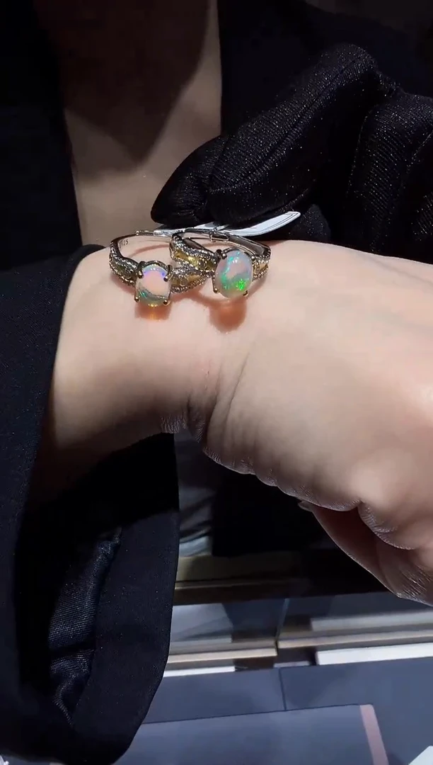 【闪购商品】欧泊戒指银S925镶嵌28【】多样性发一