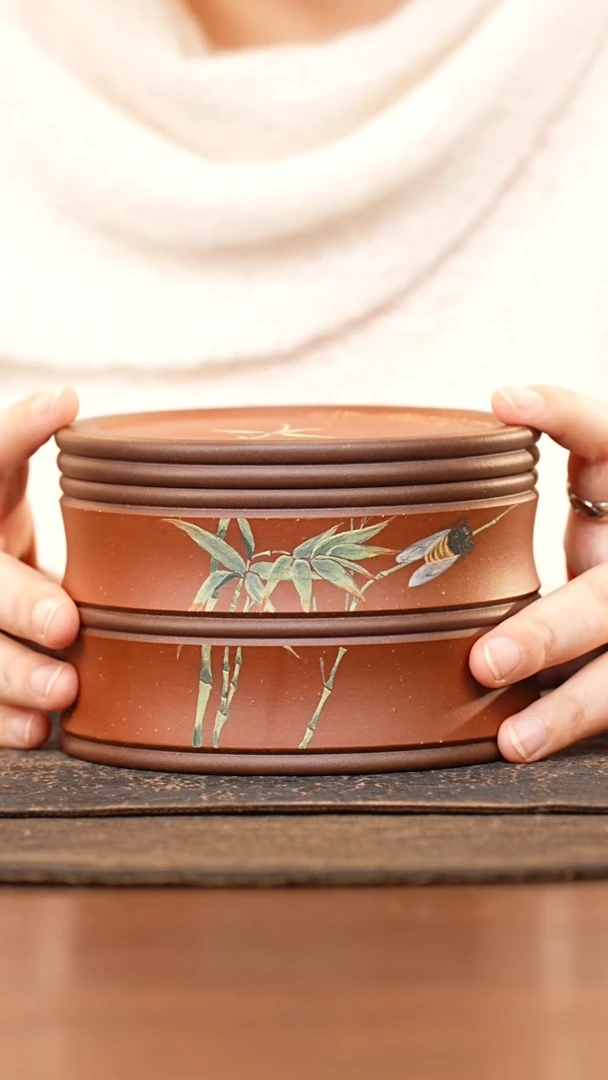 紫砂茶叶罐朱泥泥绘竹子知了竹节罐