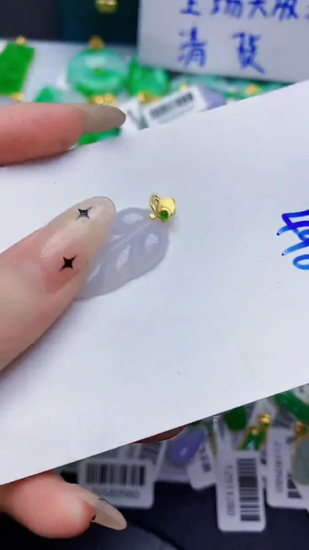 颈饰未镶嵌翡翠缅甸天然翡翠A货