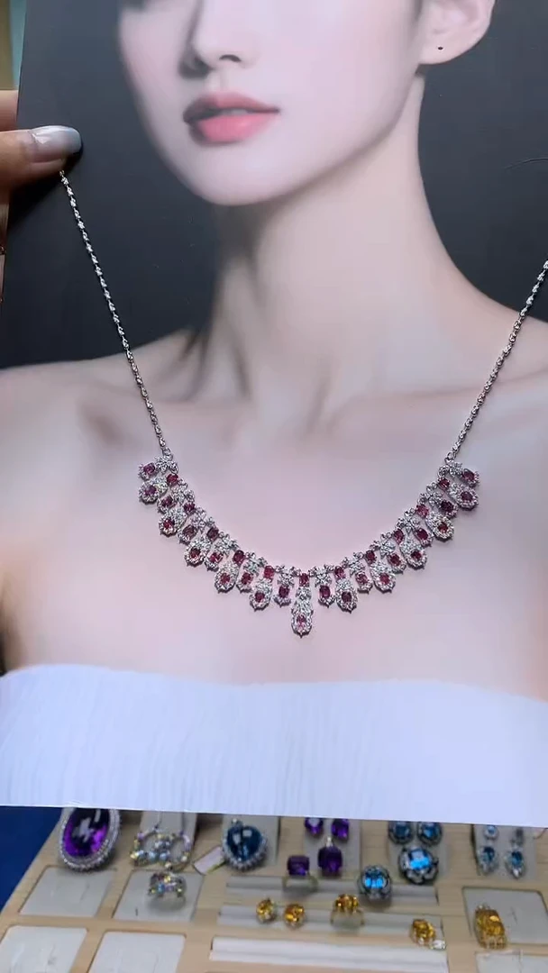 银S925镶嵌颈饰红宝石（宝石世家严选）