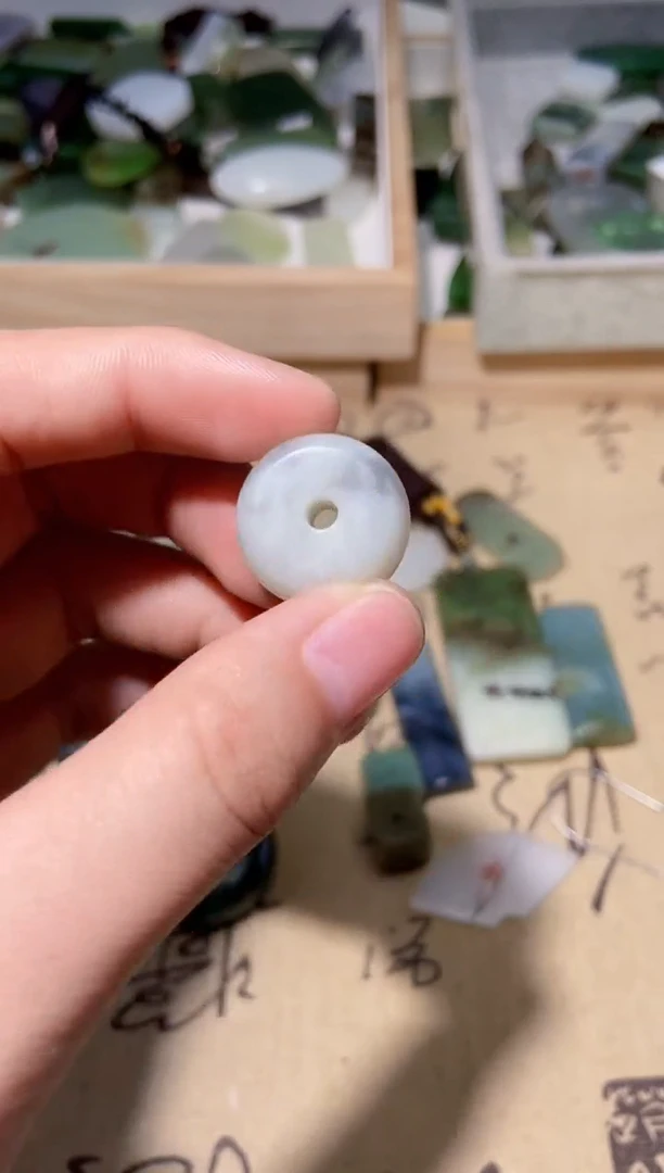 未镶嵌和田玉挂件yc