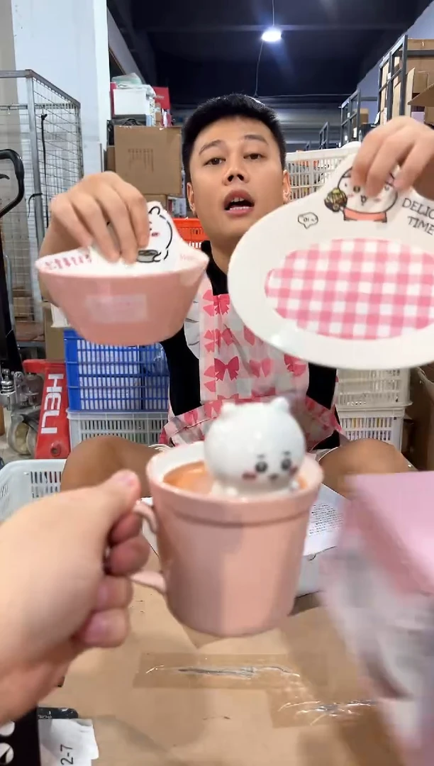 瓷片原盒吉伊 杯碗碟 3件套