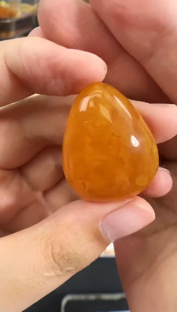 蜜蜡未镶嵌珠宝奇石1