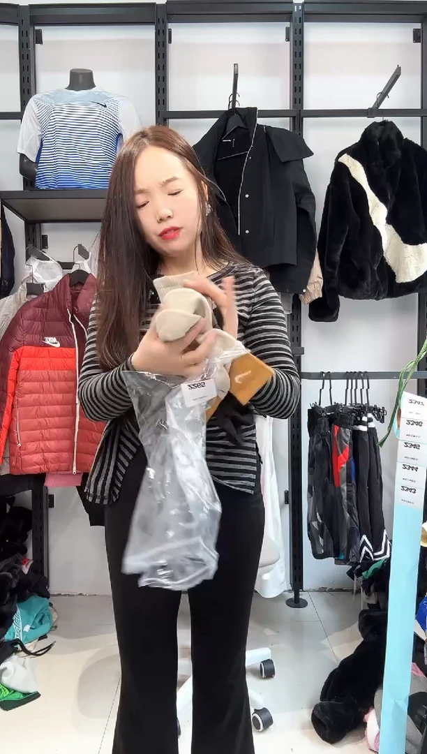 2343编码  瑕疵直播间过款为准 尺码