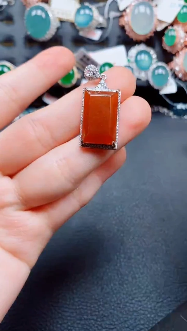 吊坠(赠链)银S925镶嵌翡翠翡翠