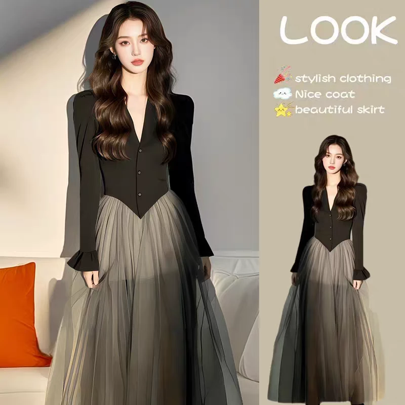 春季新款女高级感气质V领拼接网纱收腰显瘦中长款连衣裙