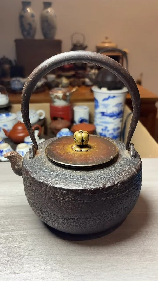 谢谢老板，回流产品有磨损正常，谨慎买!