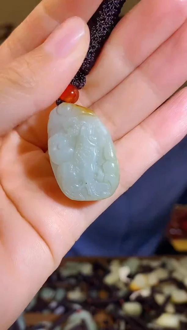 颈饰未镶嵌和田玉1