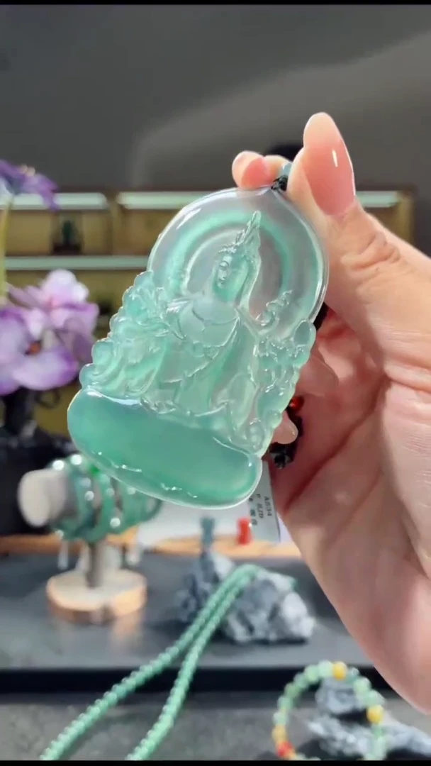 吊坠(不含链)未镶嵌翡翠观音（多样性发其一）
