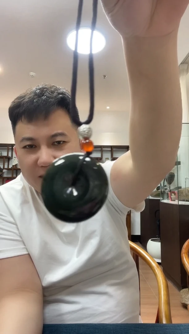 颈饰未镶嵌和田玉长链