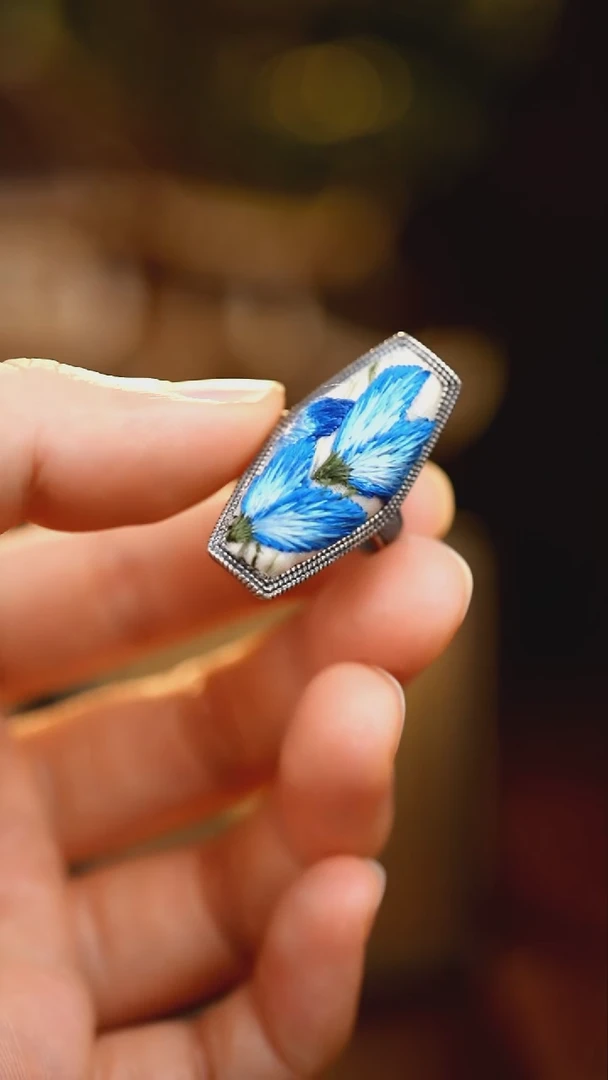 刺绣私人定制苗族手工A27