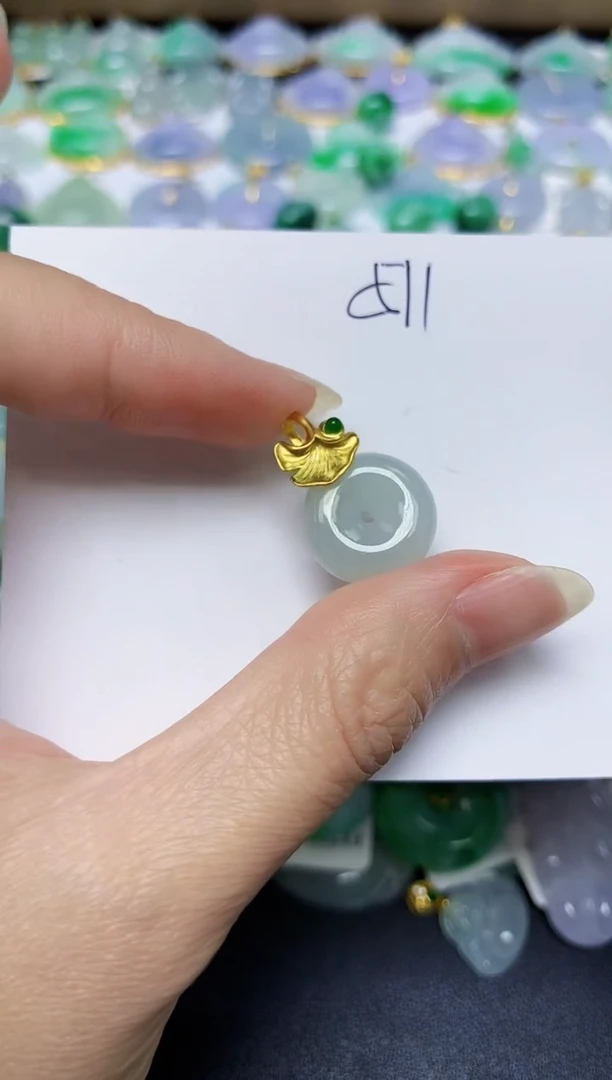 翡翠未镶嵌颈饰 天然缅甸翡翠A货