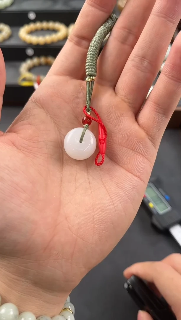 和田玉未镶嵌平安扣且末天泰白玉小平安扣微色差