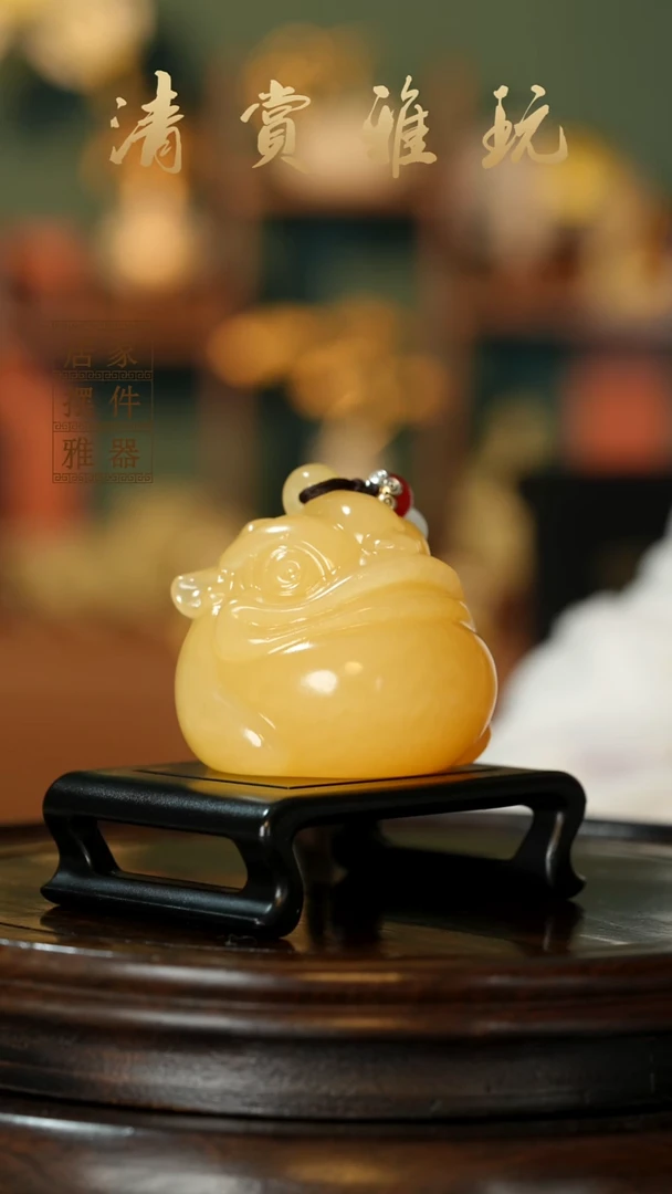 玉《三足金蟾》摆件