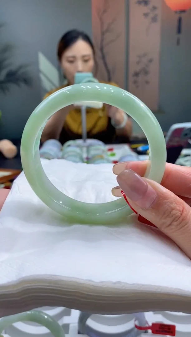 未镶嵌手镯翡翠000086501
