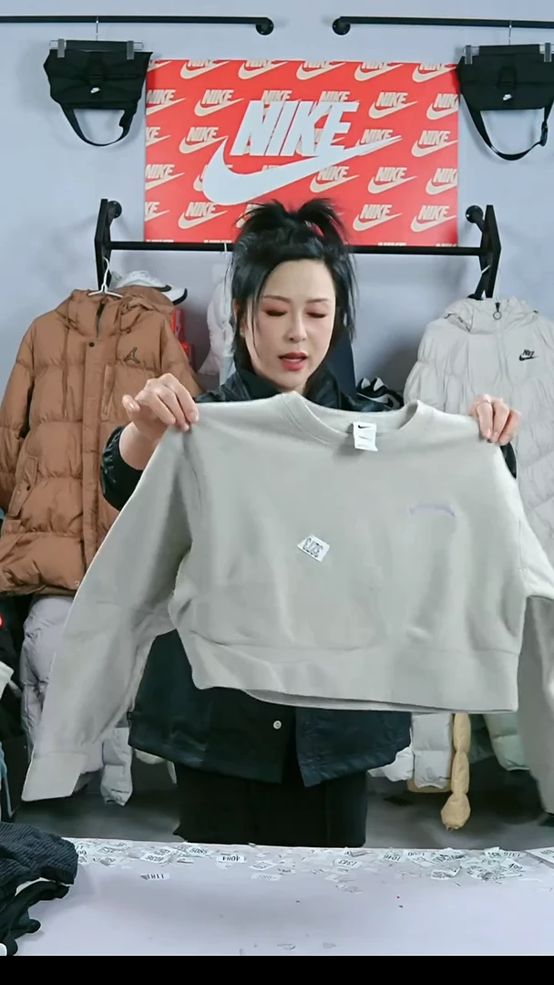 469闪购编码运动衣以直播间过款为准尺码M