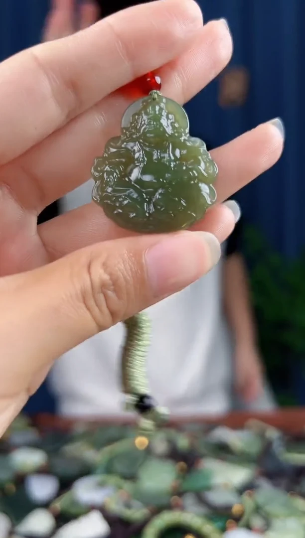 未镶嵌和田玉挂件拍一发一