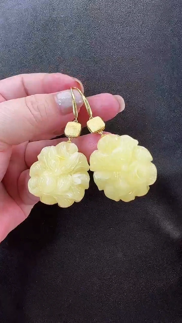 未镶嵌颈饰琥珀耳环