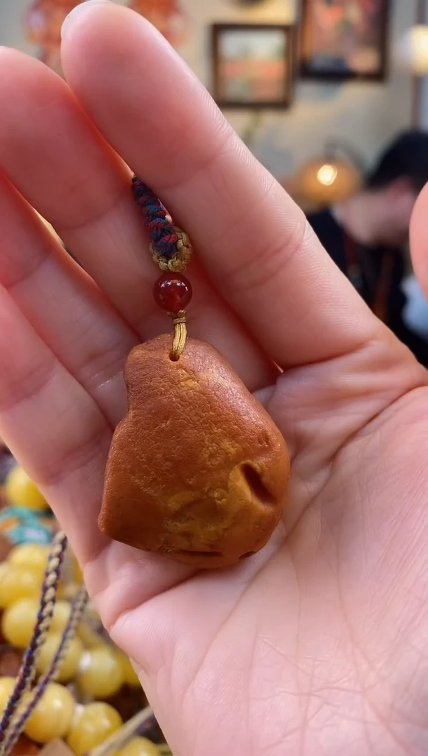 【闪购商品】琥珀颈饰未镶嵌手串