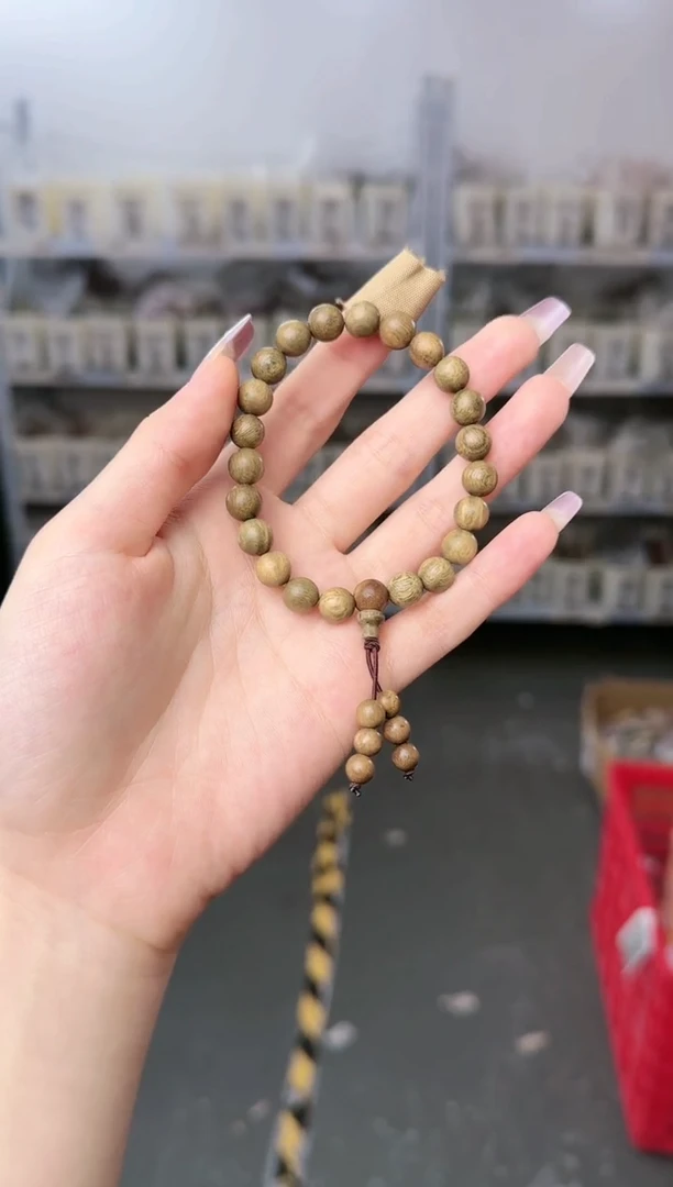 维腊木（绿檀）无事牌D-AD29040