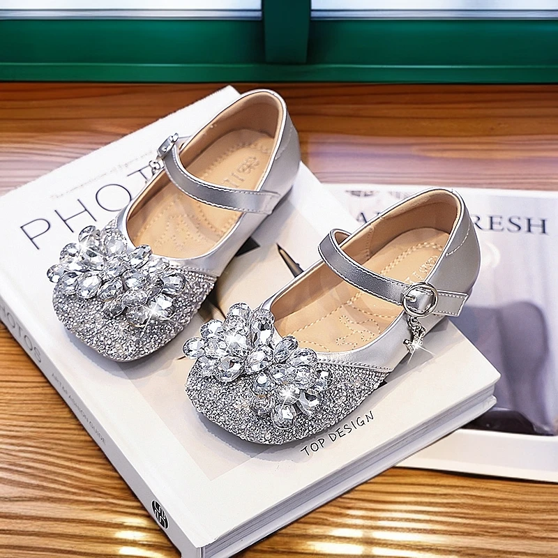 公主鞋女童水晶软皮鞋演出鞋子女孩儿童鞋子女款女宝鞋子3-6岁