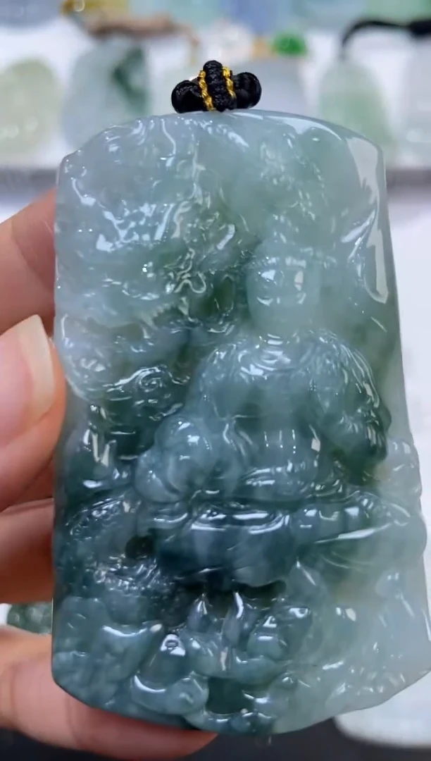 未镶嵌挂件翡翠376580   多人