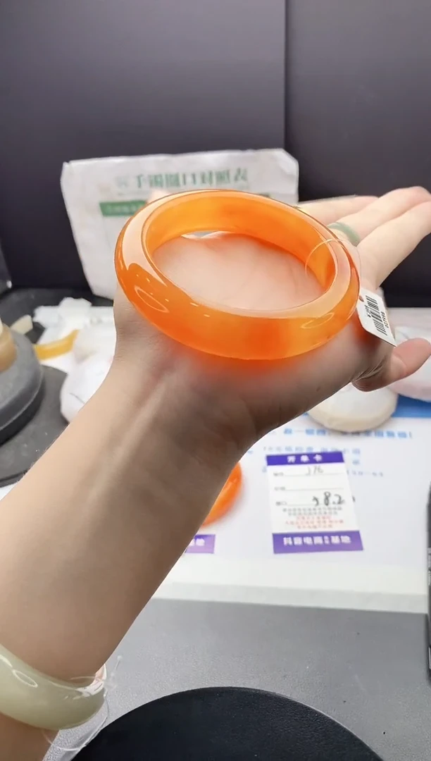 未镶嵌手镯石英质玉j76-HHB58+