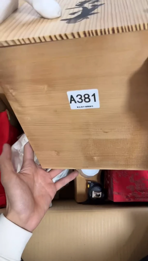 瓷片陌****6381 中古商品，谨慎购买