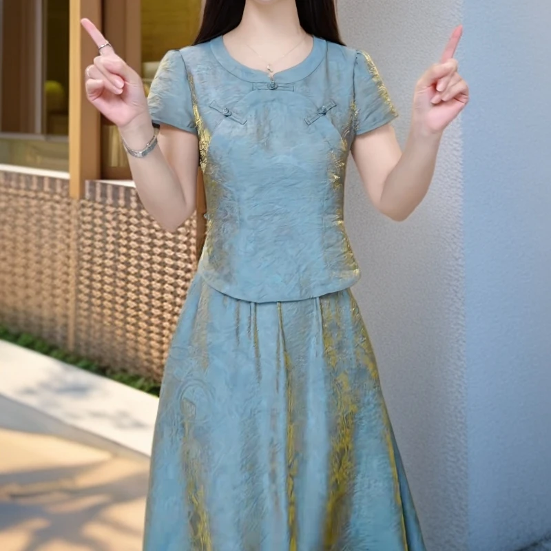 夏季时尚优雅减龄百搭洋气设计感修身套装