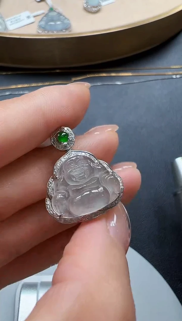 颈饰18K金镶嵌翡翠KCY0927-014