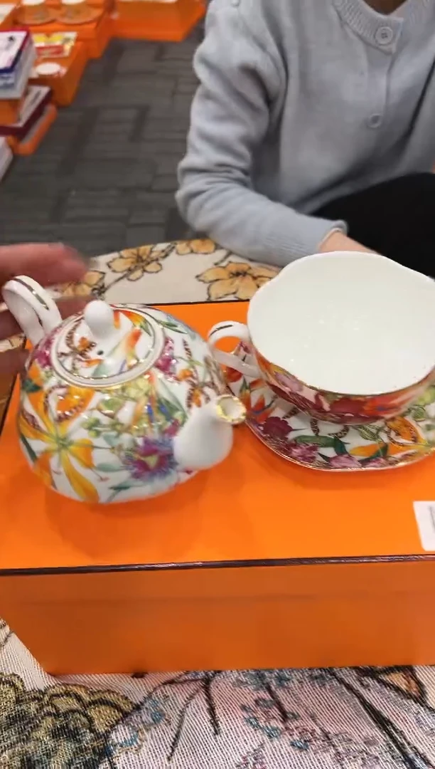 【闪购商品】杯H792--------------
