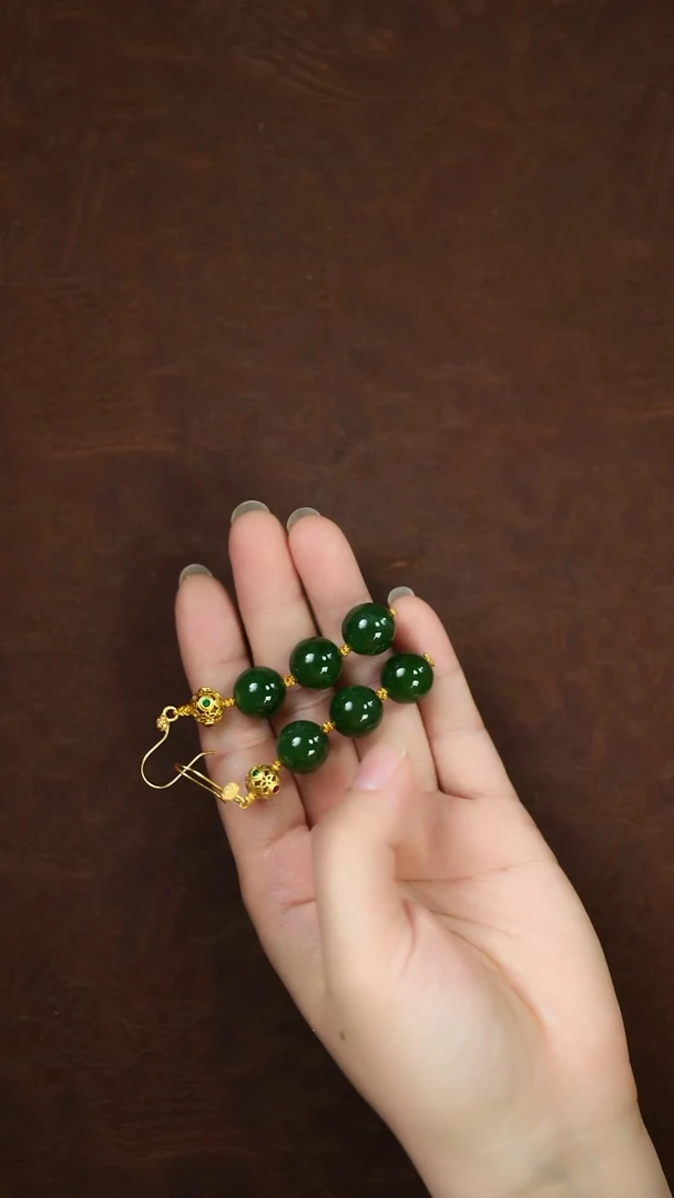 未镶嵌和田玉挂件闪购 碧玉三连环