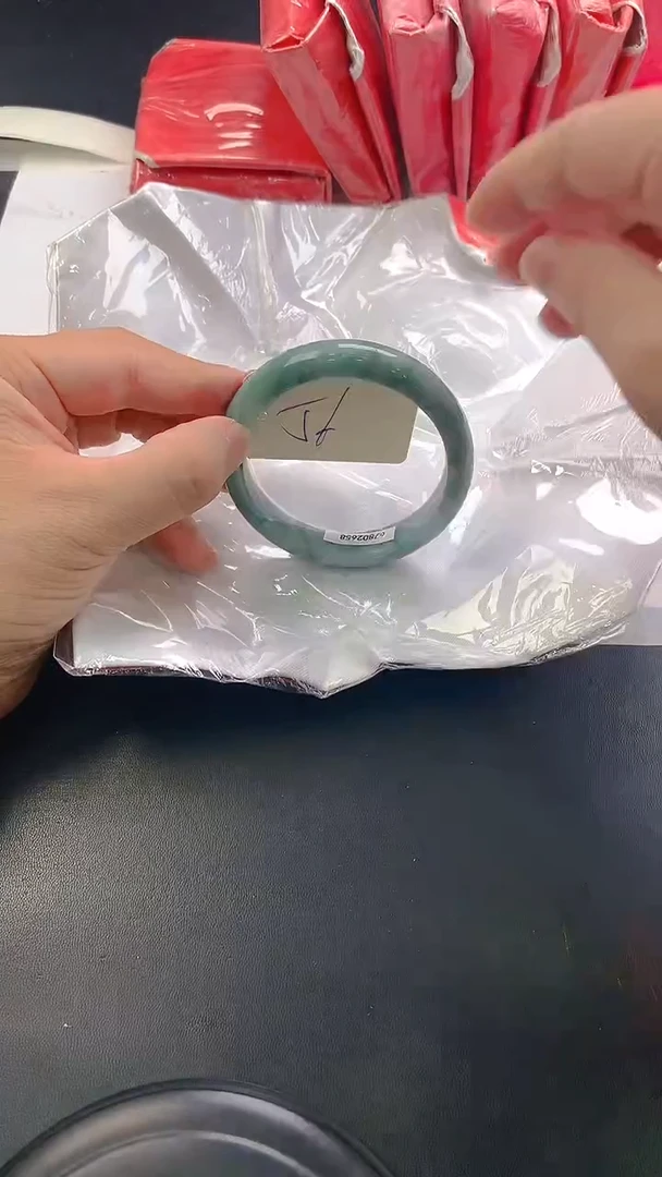 未镶嵌手镯翡翠53