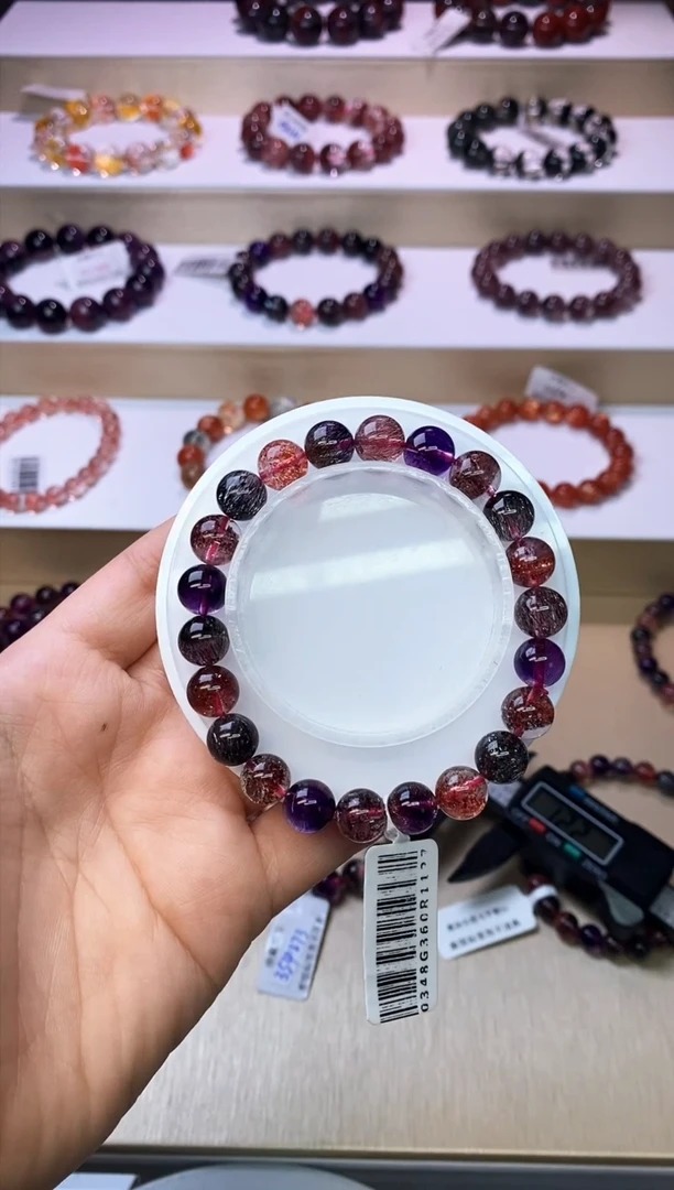 【闪购商品】水晶手链未镶嵌黑加仑超七9m+