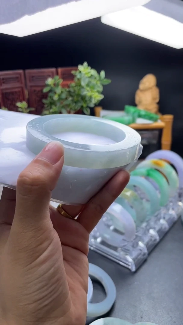 定制翡翠毛胚手镯未镶嵌吨**?毛胚定制59-60