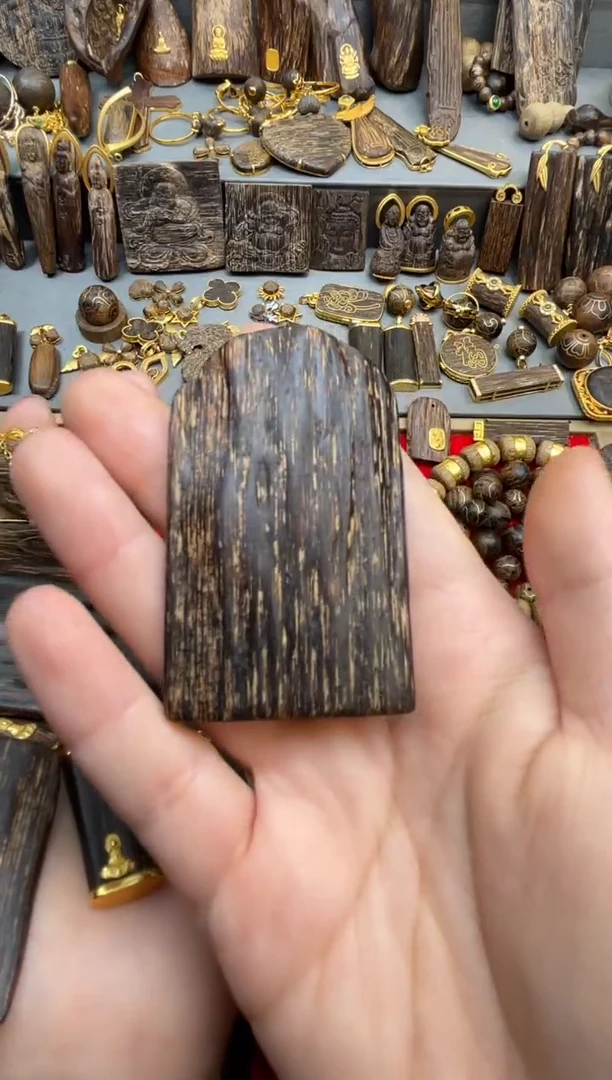 沉香吊坠沉香吊坠45