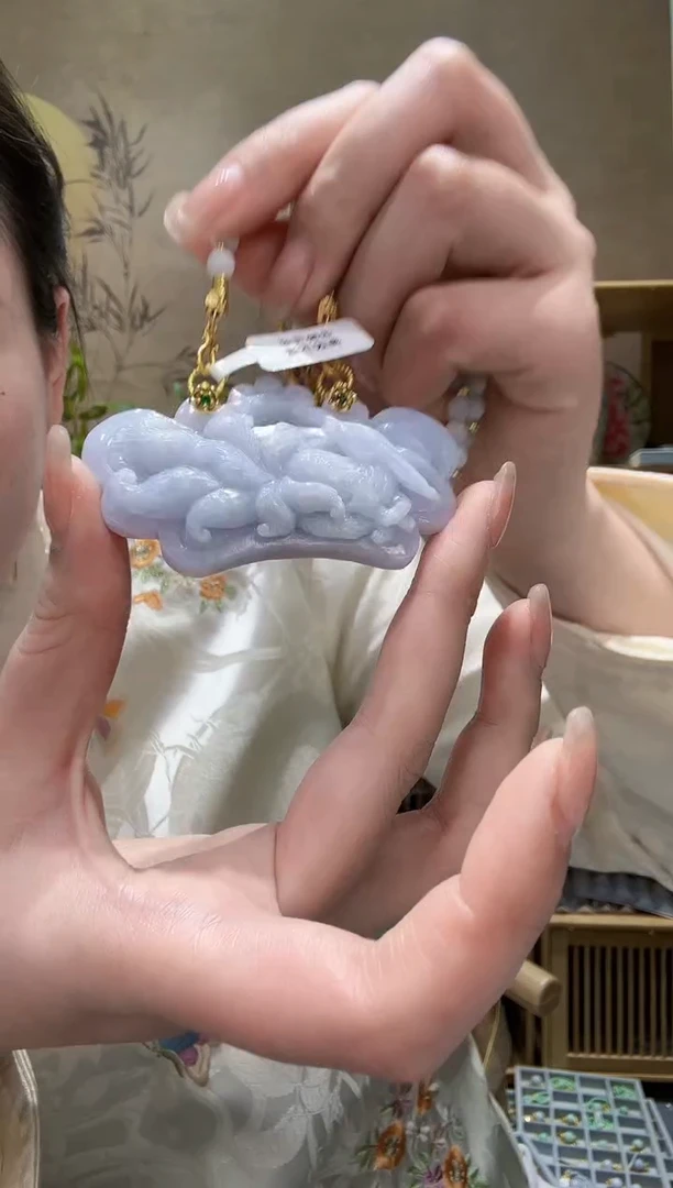 【闪购商品】翡翠颈饰未镶嵌吊坠