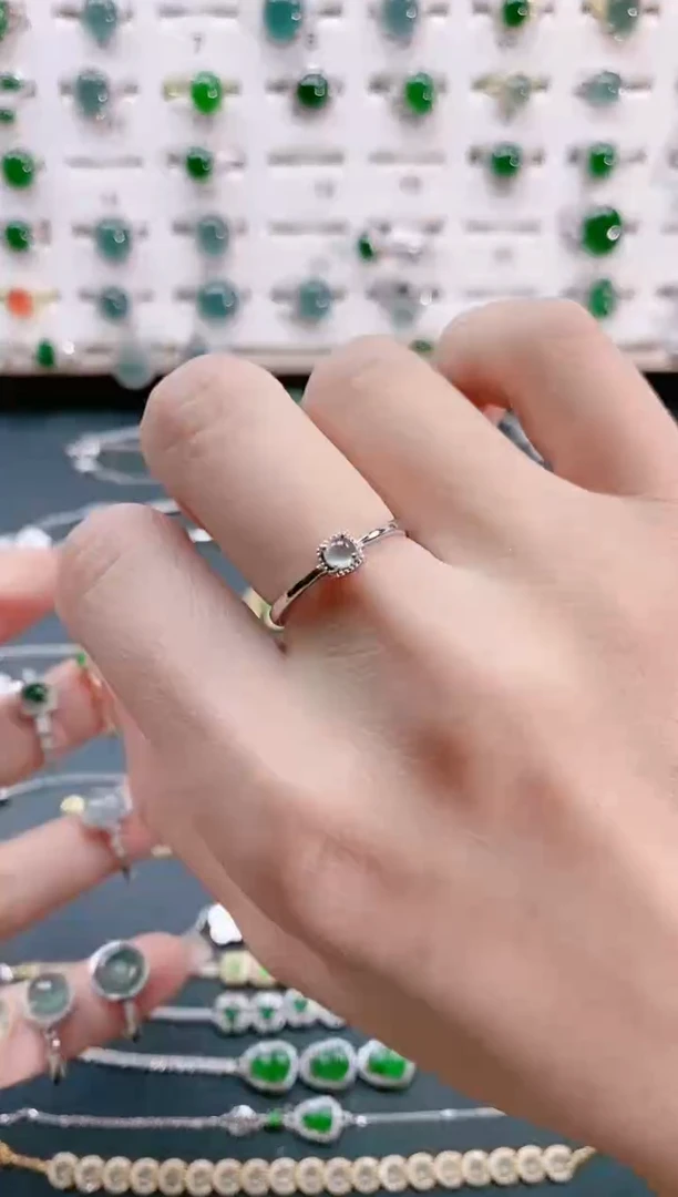 【闪购商品】翡翠戒指银S925镶嵌天然翡翠