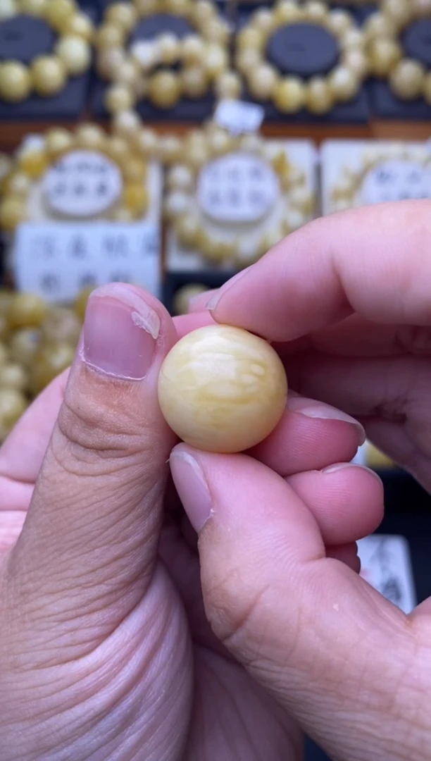 裸石琥珀未镶嵌 星筠珠宝优选93