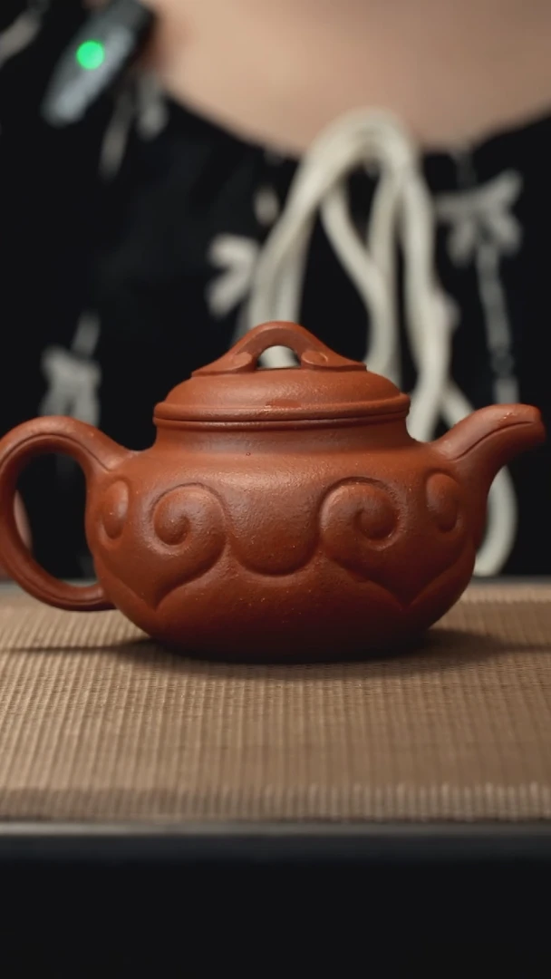 茶壶紫砂绝红降坡如意仿古180CC