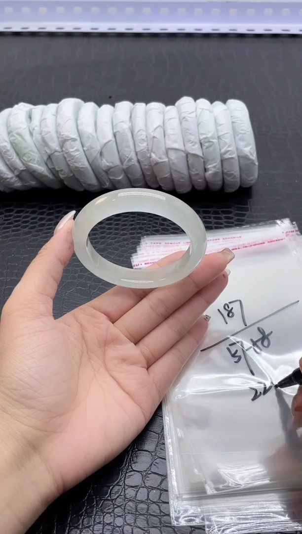 手镯所见即所得拍啥发啥187
