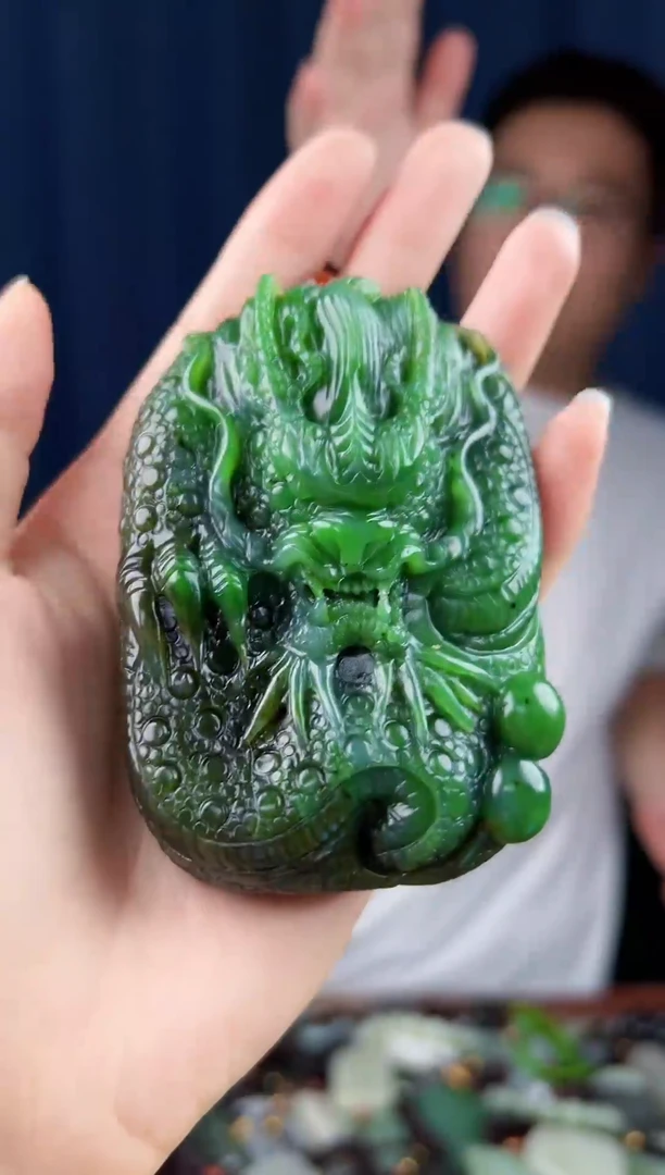 未镶嵌和田玉挂件拍一发一，多样性发货
