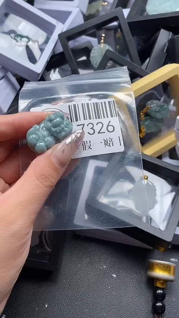 吊坠(不含链)未镶嵌翡翠7326